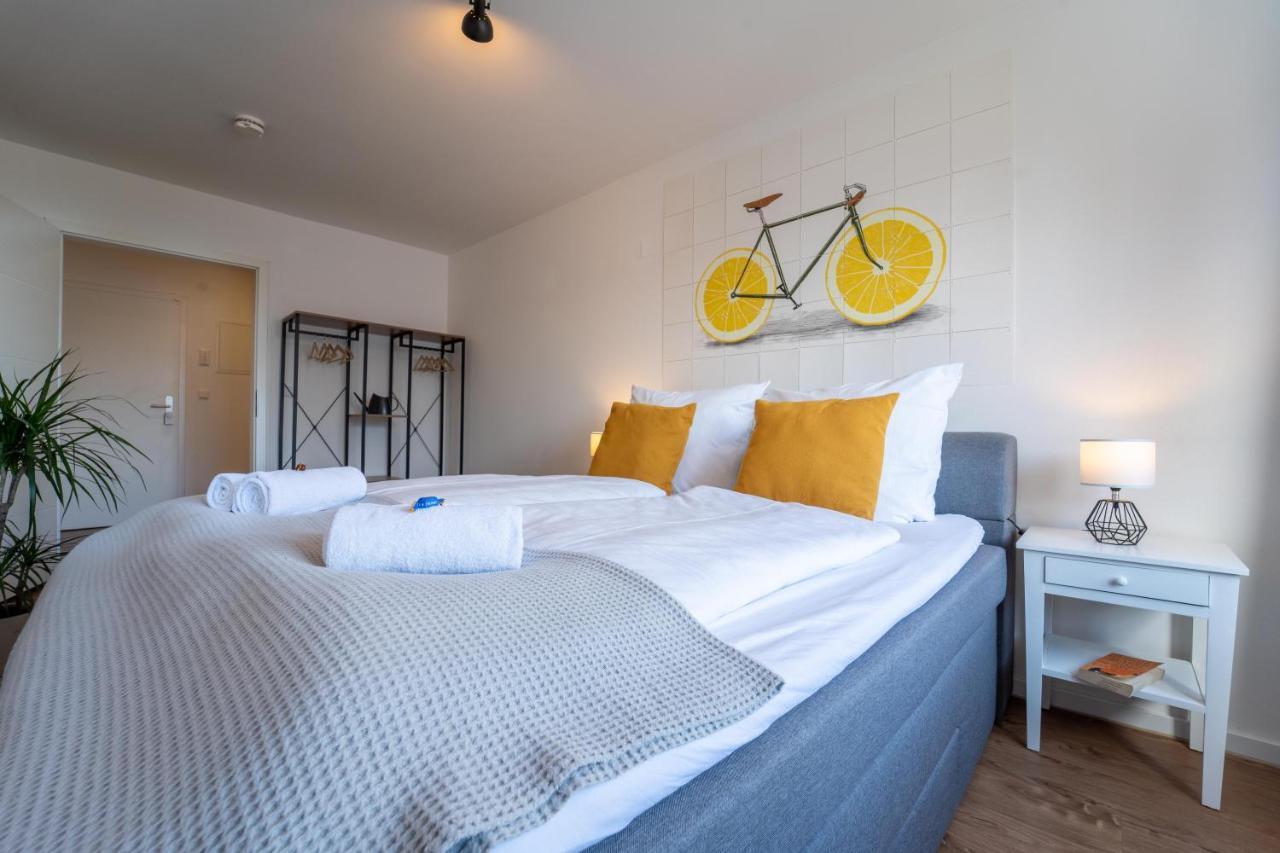 J & K Apartments เคลไฮม์ ภายนอก รูปภาพ