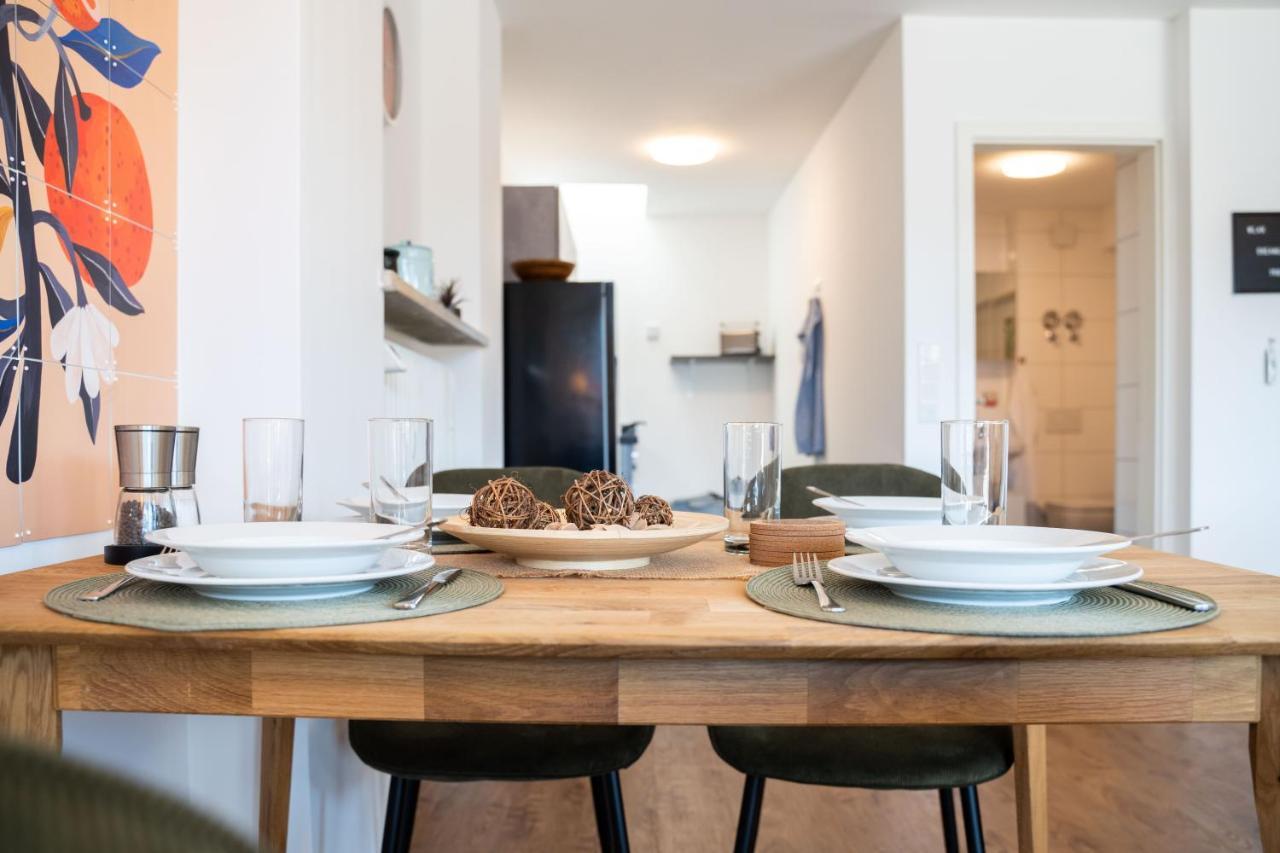 J & K Apartments เคลไฮม์ ภายนอก รูปภาพ